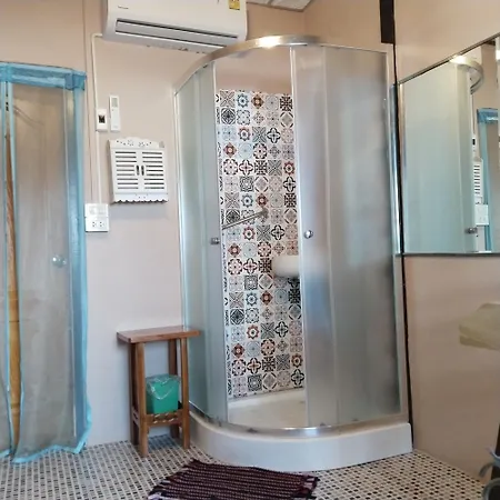 Ban Kru Ae Homehostel Bangkok Exterior photo